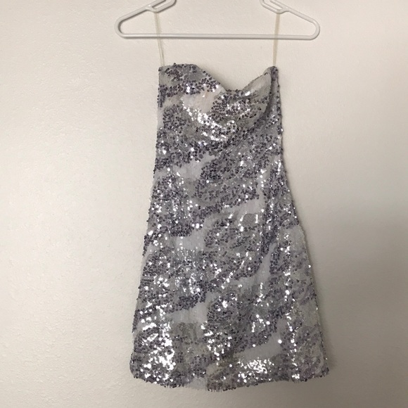 Windsor Dresses & Skirts - 3/$10 Windsors Sequin Silver Grey And White Dress